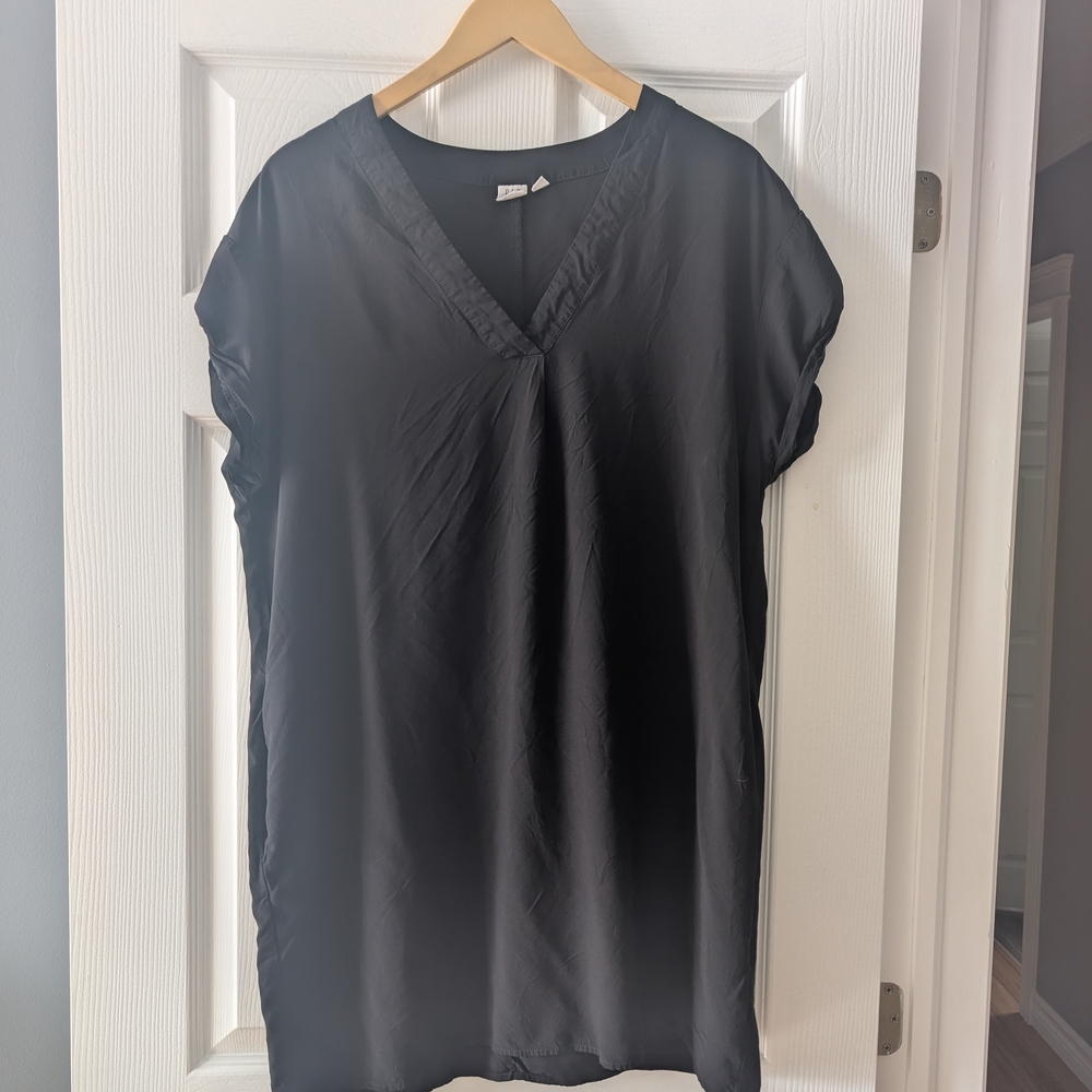 GAP Black Cap Sleeve Relaxed Mini Dress